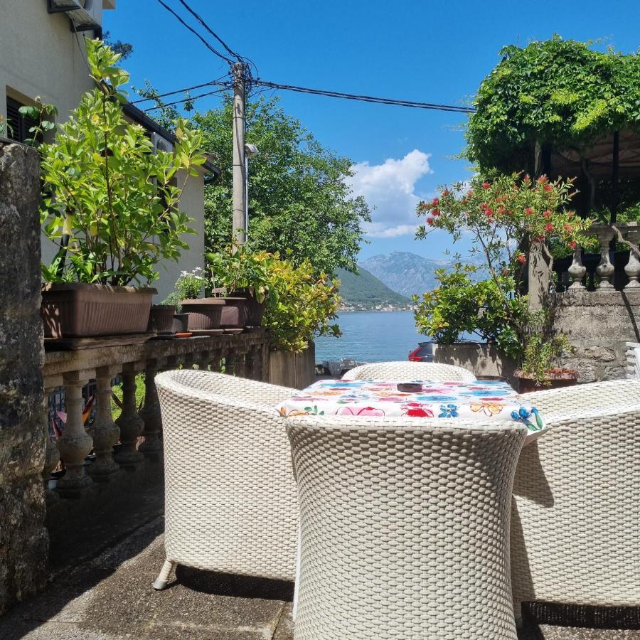 Apartment Jovan2,On The Beach With Free Wi-Fi Kotor Exterior foto